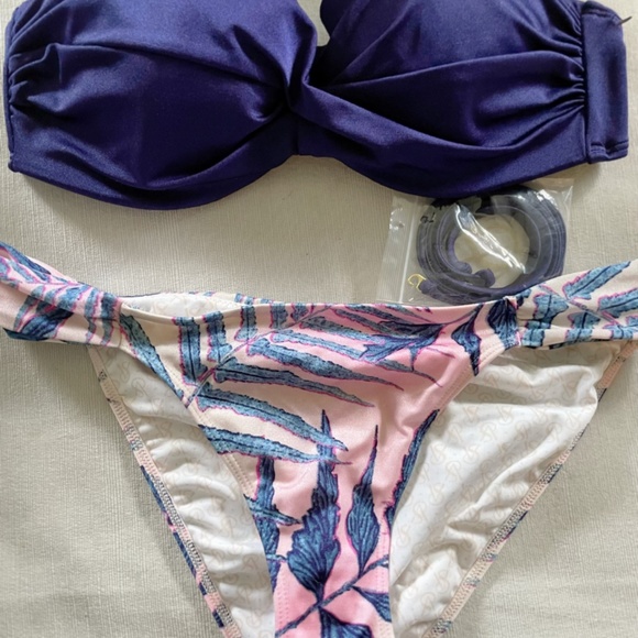 Victoria Secret - Bikini Swim Suit - Picture 3 of 5